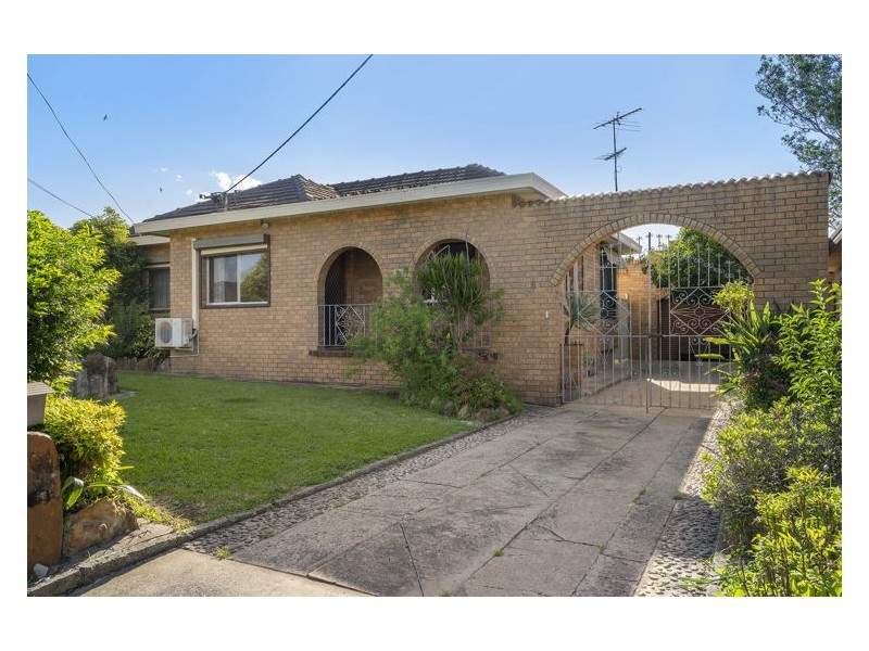 8 Junee Street, Marayong NSW 2148