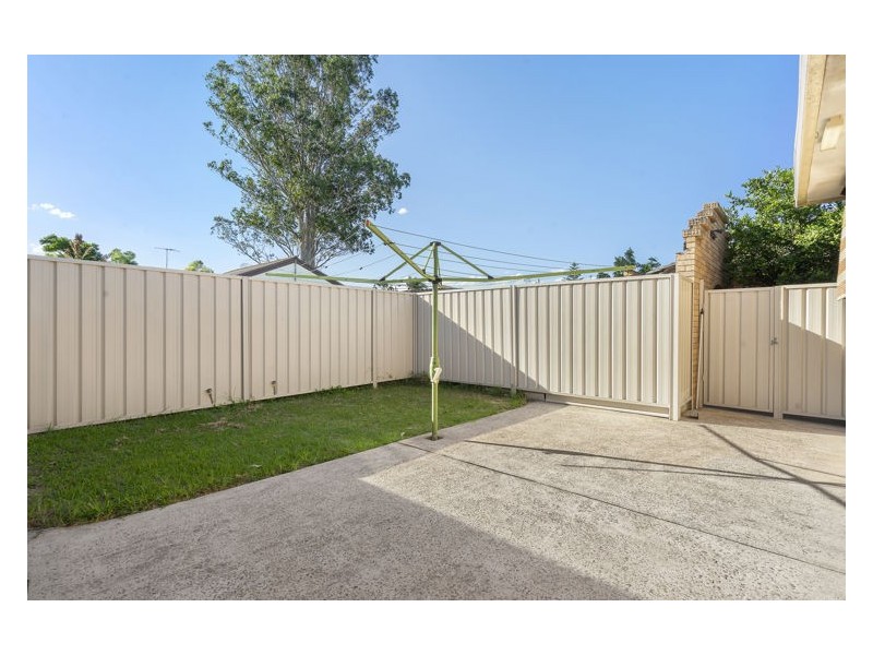8 Junee Street, Marayong NSW 2148