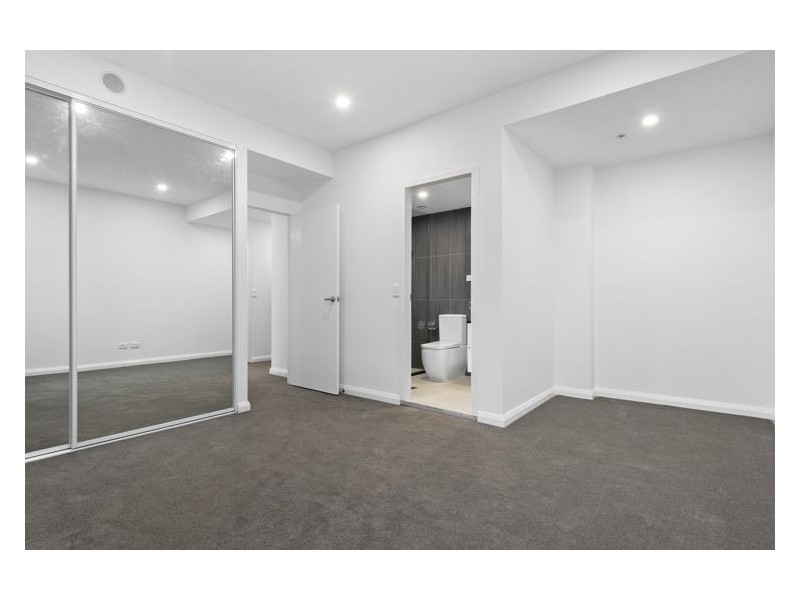 1801/5 Second Avenue, Blacktown NSW 2148