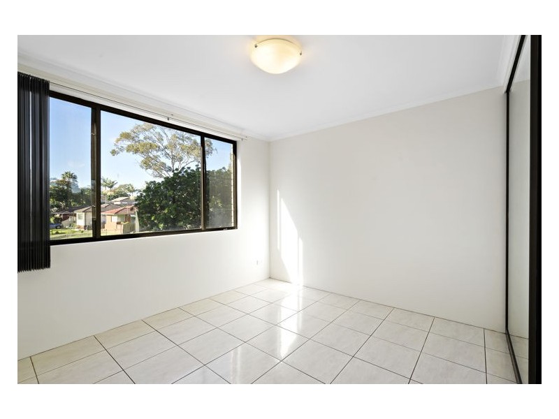 4/26 Mantaka Street, Blacktown NSW 2148