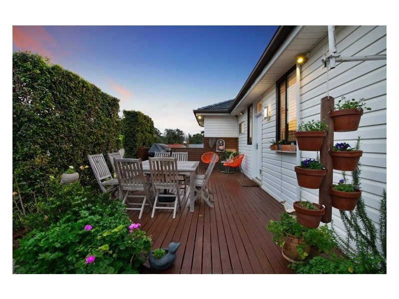 16 Oxley Street, Lalor Park NSW 2147