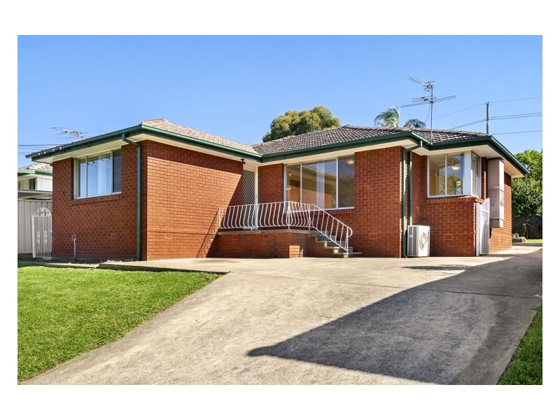 39 Winifred Crescent, Blacktown NSW 2148