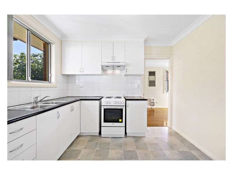 39 Winifred Crescent, Blacktown NSW 2148