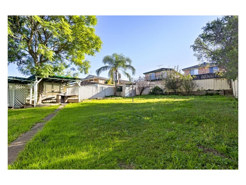 17 Broad Street, Prospect NSW 2148