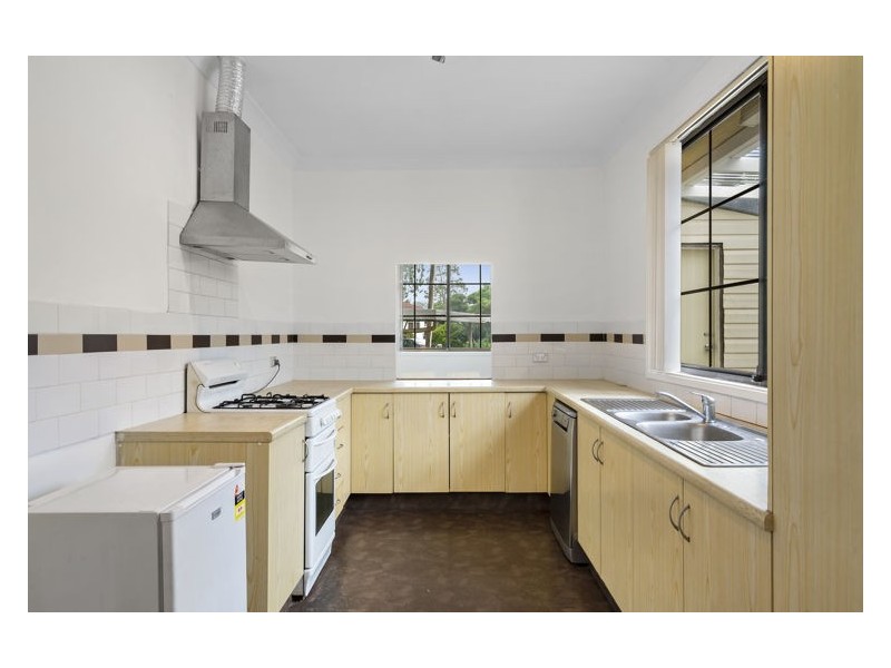 1 Radley Road, Seven Hills NSW 2147