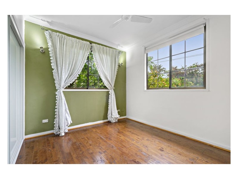 1 Radley Road, Seven Hills NSW 2147