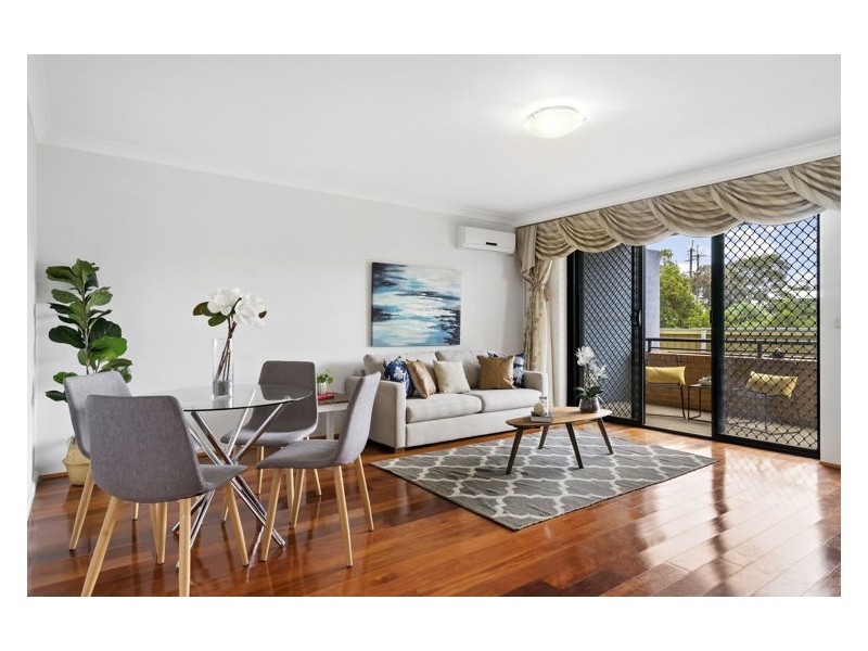 12/24-28 First Avenue, Blacktown NSW 2148