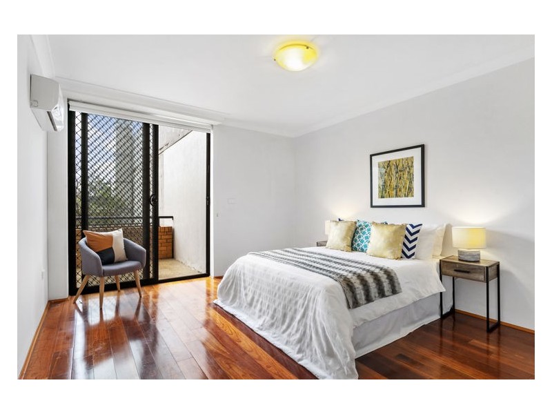 12/24-28 First Avenue, Blacktown NSW 2148