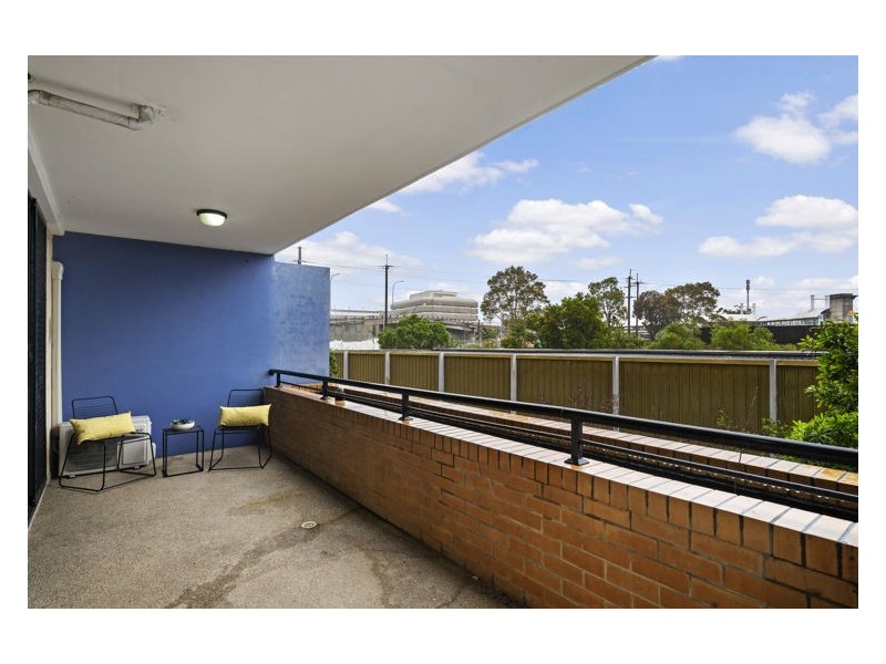 12/24-28 First Avenue, Blacktown NSW 2148