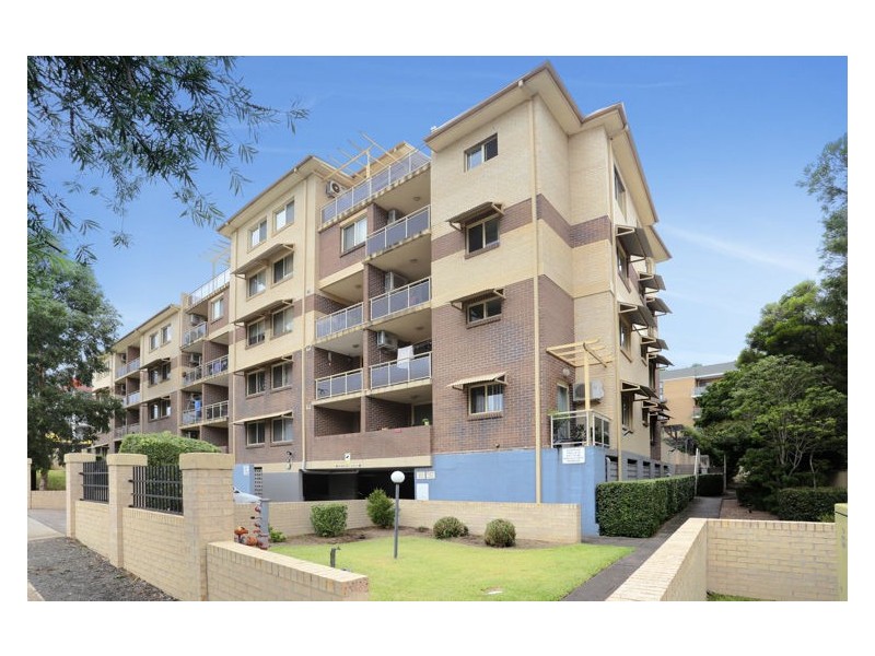24/14-18 Fourth Avenue, Blacktown NSW 2148