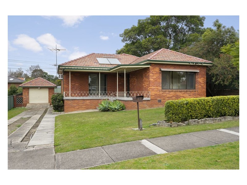 11 Carrington Street, Seven Hills NSW 2147