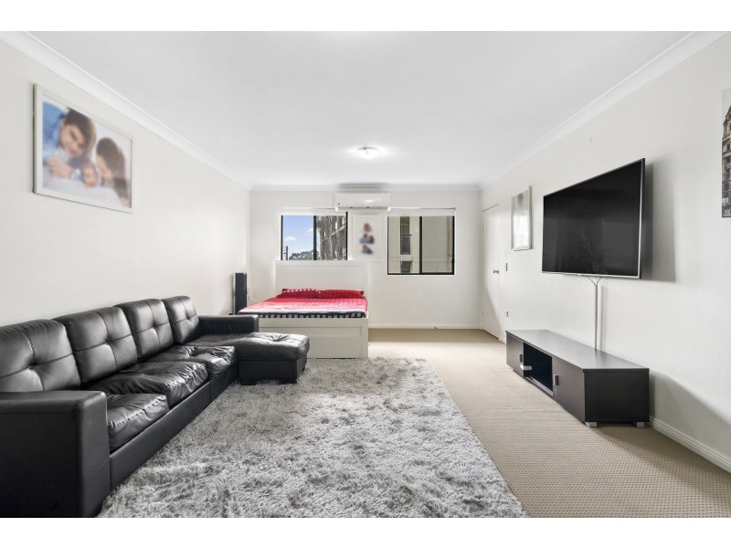 21/5-9 Fourth Avenue, Blacktown NSW 2148