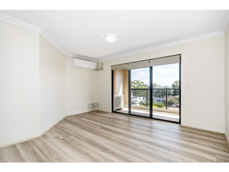 26/8-14 Oxford Street, Blacktown NSW 2148