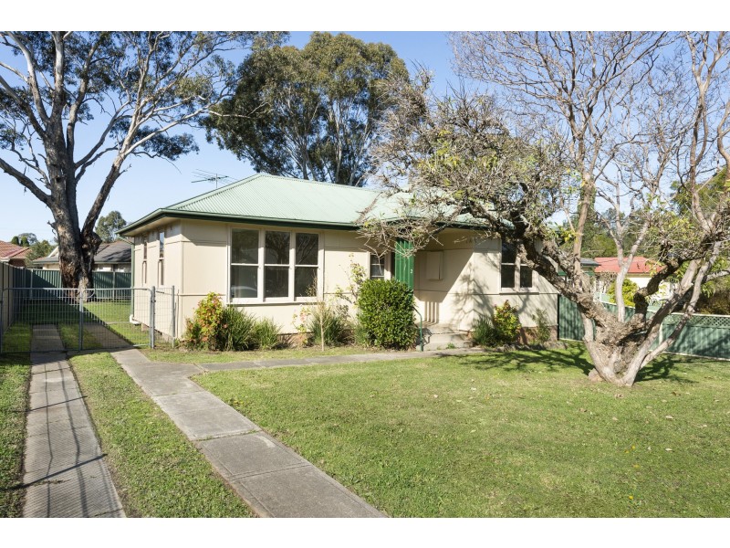 2 Laurel Place, Lalor Park NSW 2147