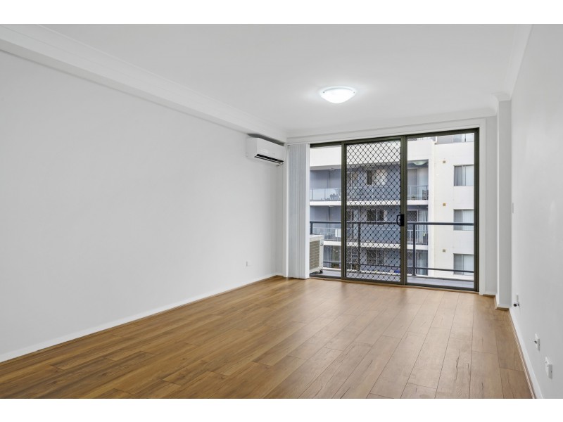 202C/8 Myrtle Street, Prospect NSW 2148