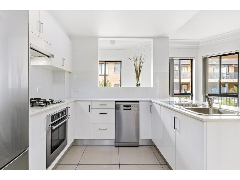 6/32 Fourth Avenue, Blacktown NSW 2148