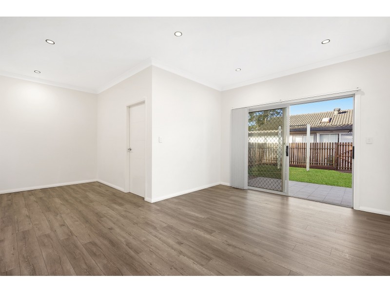 8A Nowland Street, Seven Hills NSW 2147