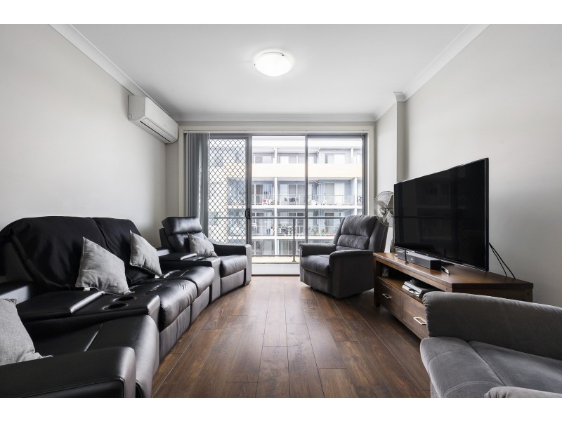 203B/8 Myrtle Street, Prospect NSW 2148