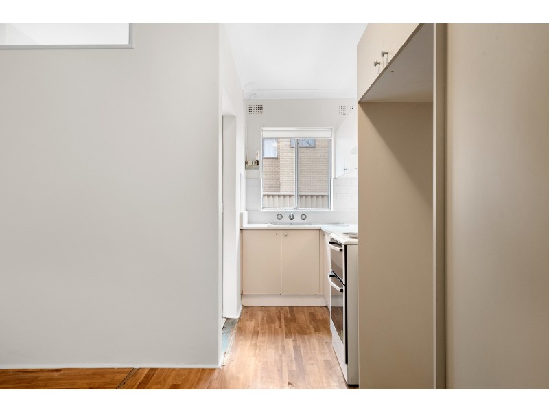 1/34 Treves Street, Merrylands NSW 2160