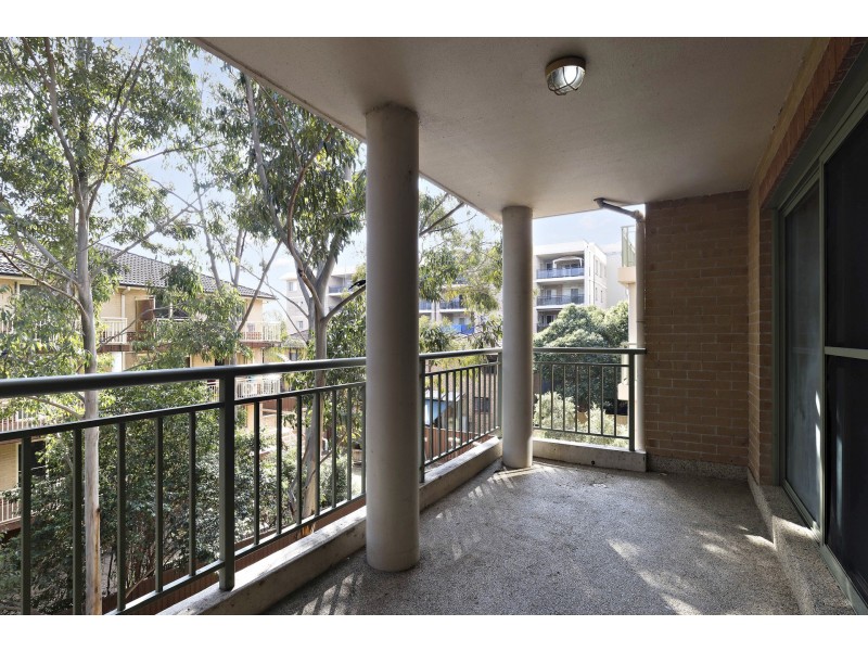 22/11-13 Fourth Avenue, Blacktown NSW 2148