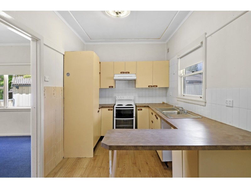 39 Matthew Crescent, Blacktown NSW 2148