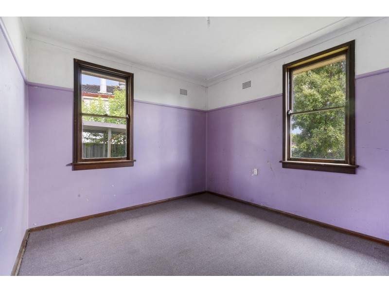 24 Charlton Road, Lalor Park NSW 2147