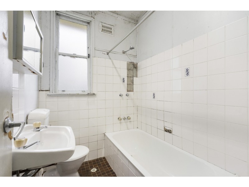 24 Charlton Road, Lalor Park NSW 2147