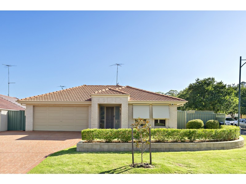 1 Hewitt Link, Harrington Park NSW 2567