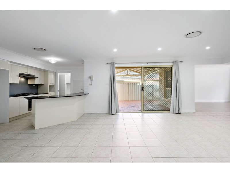 1 Hewitt Link, Harrington Park NSW 2567