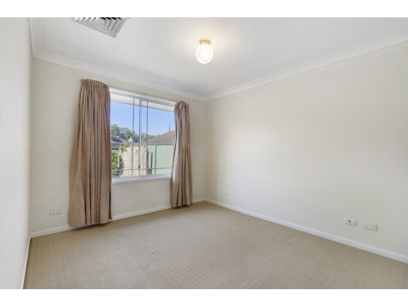 9 Dee Place, Prospect NSW 2148