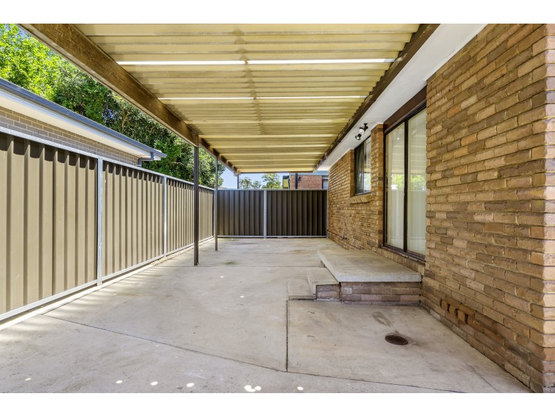 87 Tallagandra Drive, Quakers Hill NSW 2763