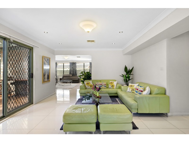 21 Hollydale Place, Prospect NSW 2148