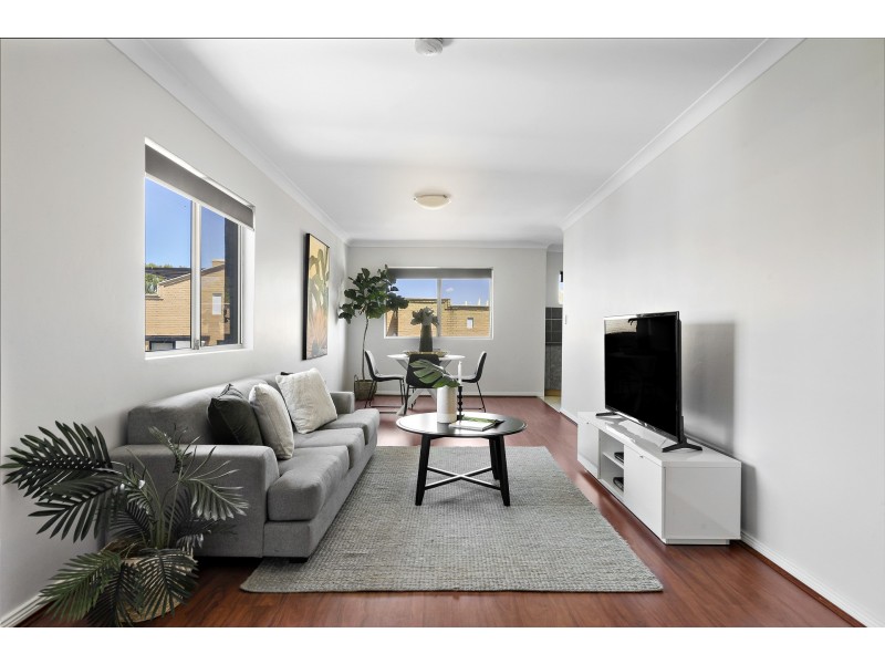 24/14-18 Fourth Avenue, Blacktown NSW 2148