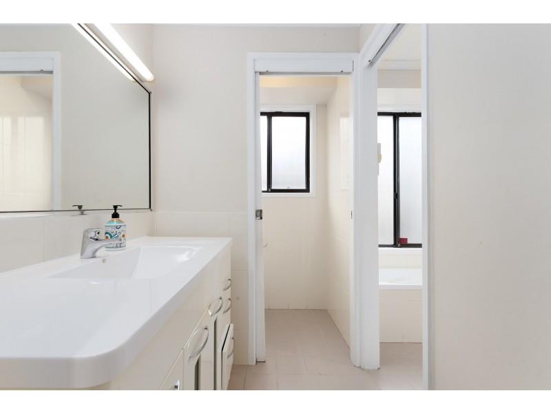 14 Sussex Place, Seven Hills NSW 2147