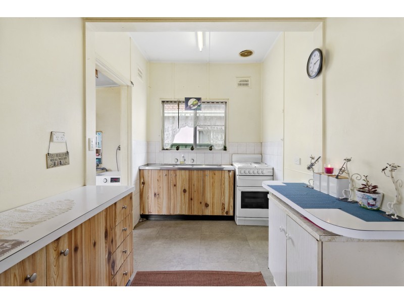 19 Allen Road, Blacktown NSW 2148