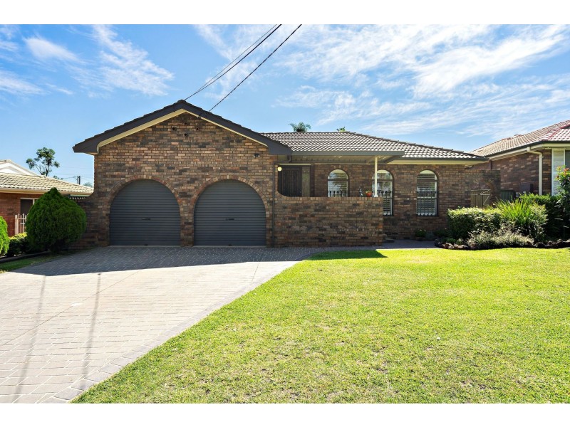 17 Columbia Road, Seven Hills NSW 2147