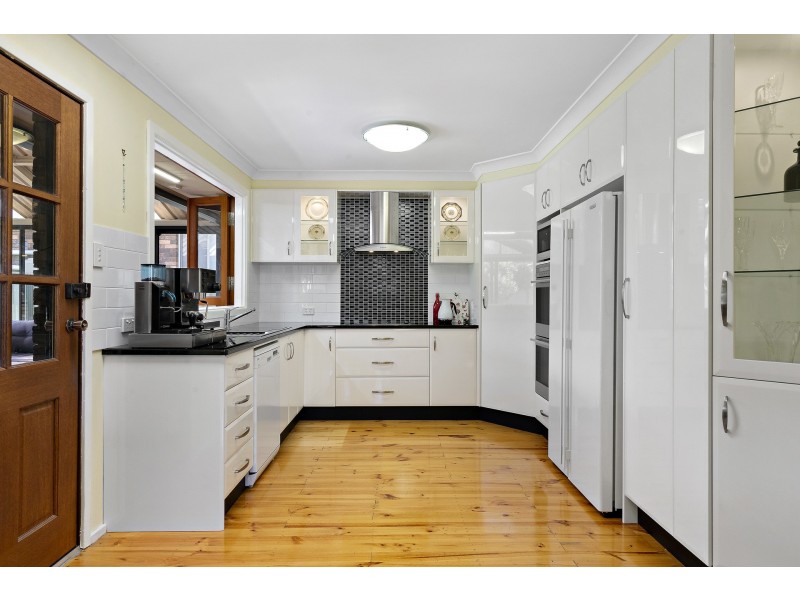 17 Columbia Road, Seven Hills NSW 2147