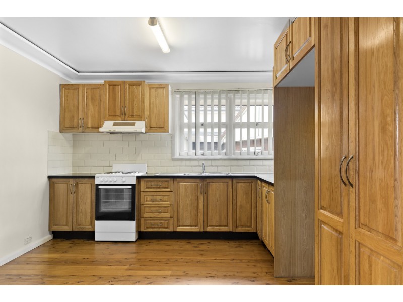 15 Theresa Street, Blacktown NSW 2148