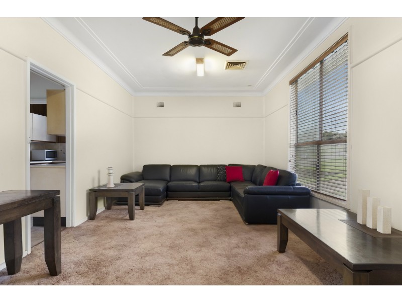 114 Kennedy Parade, Lalor Park NSW 2147