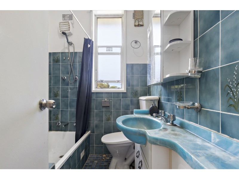 11 Hayes Road, Seven Hills NSW 2147