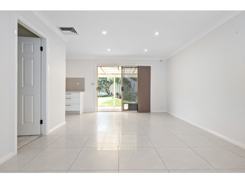 8b Baron Close, Kings Langley NSW 2147