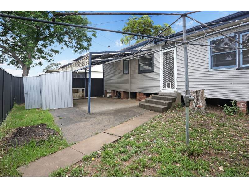 7 Becharry Road, Blacktown NSW 2148