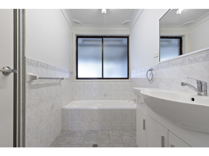 9 Alford Street, Quakers Hill NSW 2763