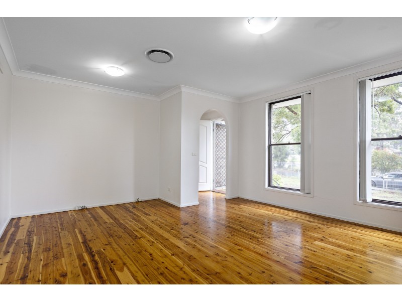 9 Alford Street, Quakers Hill NSW 2763