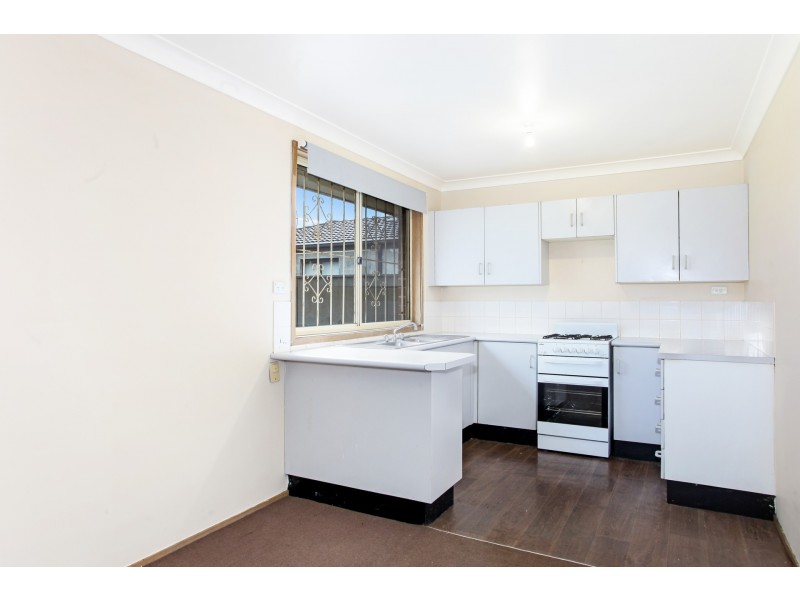 5 Aminta Crescent, Hassall Grove NSW 2761