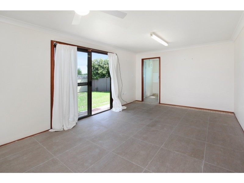 8 Adams Crescent, St Marys NSW 2760
