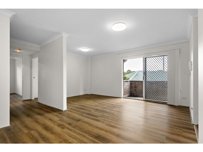 8/21-23 Devitt Street, Blacktown NSW 2148