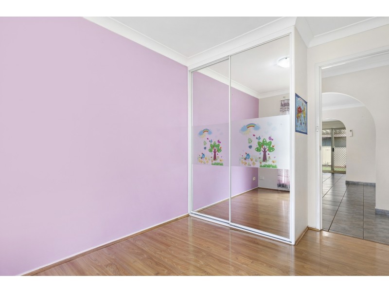 10 Ambrose Street, Glendenning NSW 2761