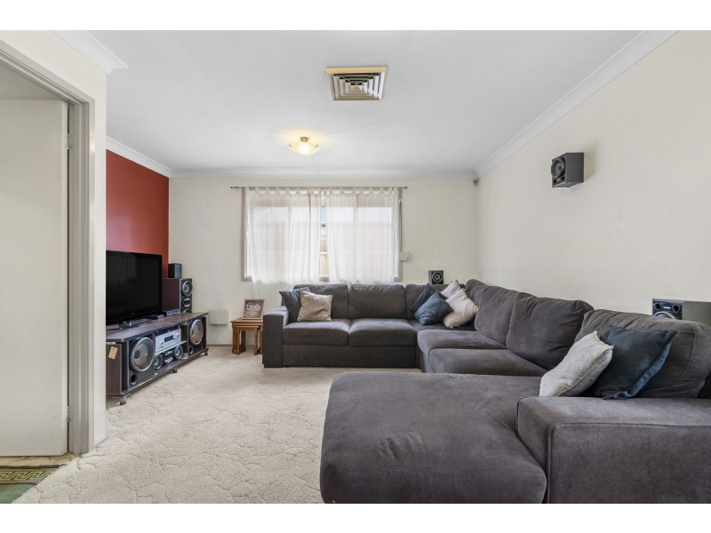11 Watts Grove, Blacktown NSW 2148