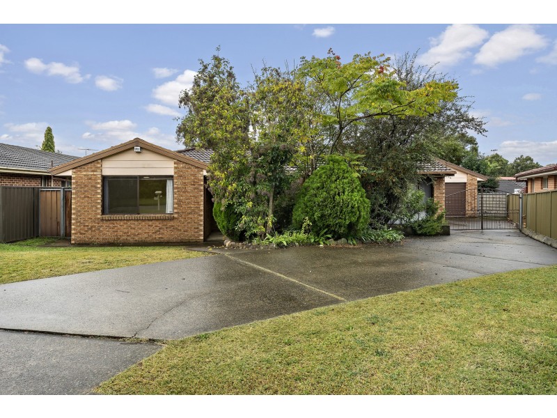6 Dellit Place, Doonside NSW 2767